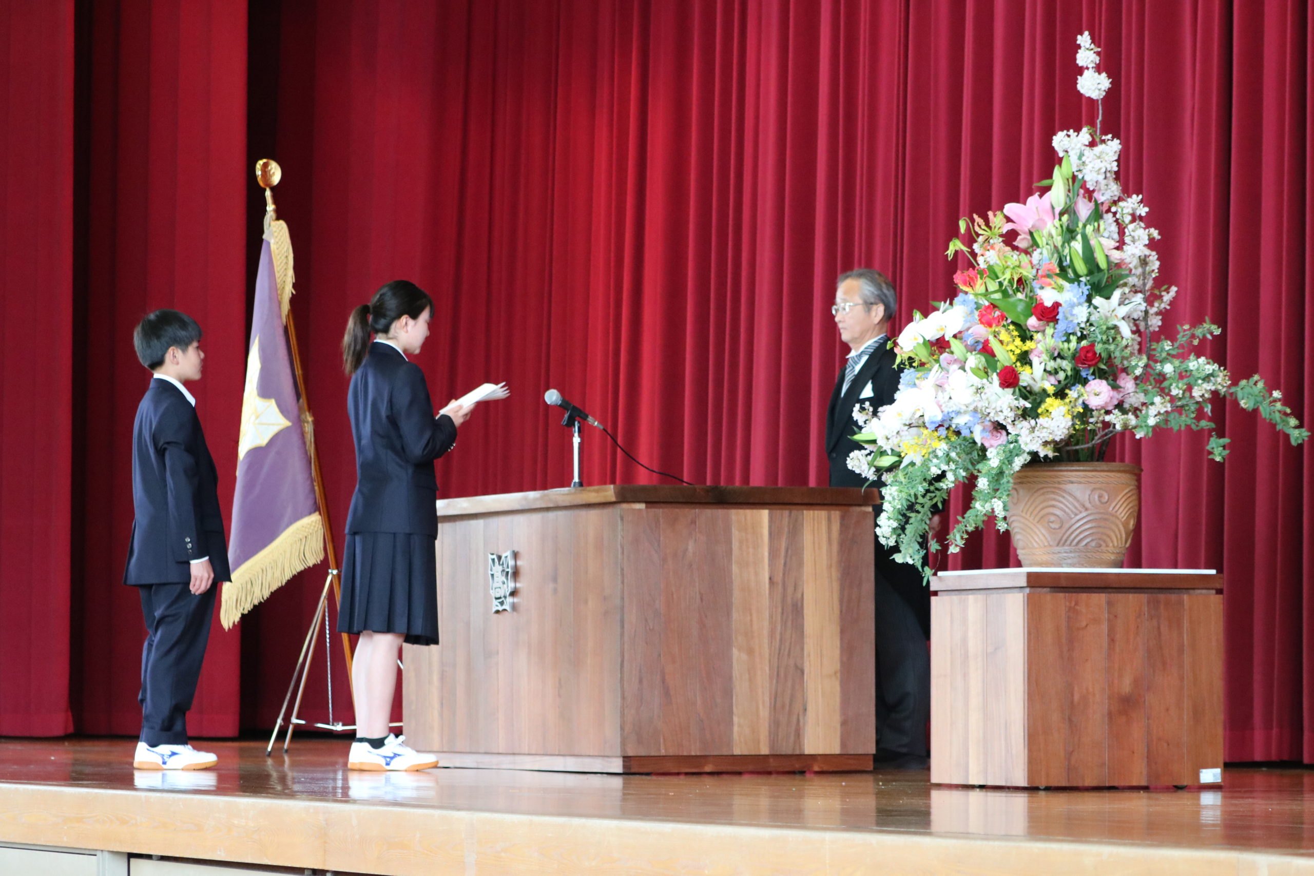 新入生代表による挨拶